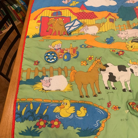 Interactive farm blanket - Picture 2 of 10